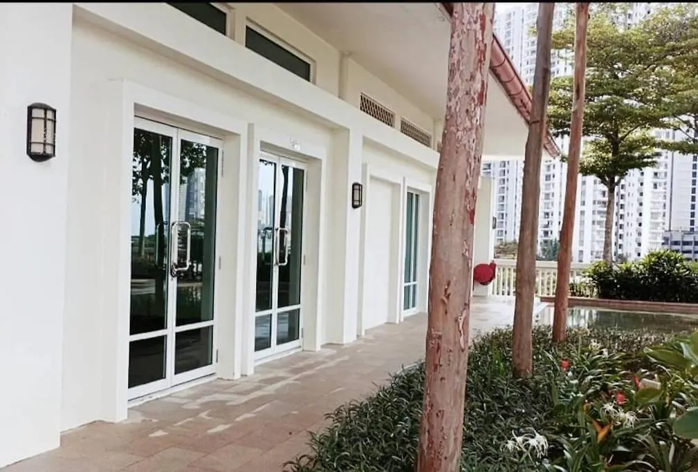 Straits Quay Marina Suites Penang 3E By Aurorahomes Bagan Jermal Malaysia